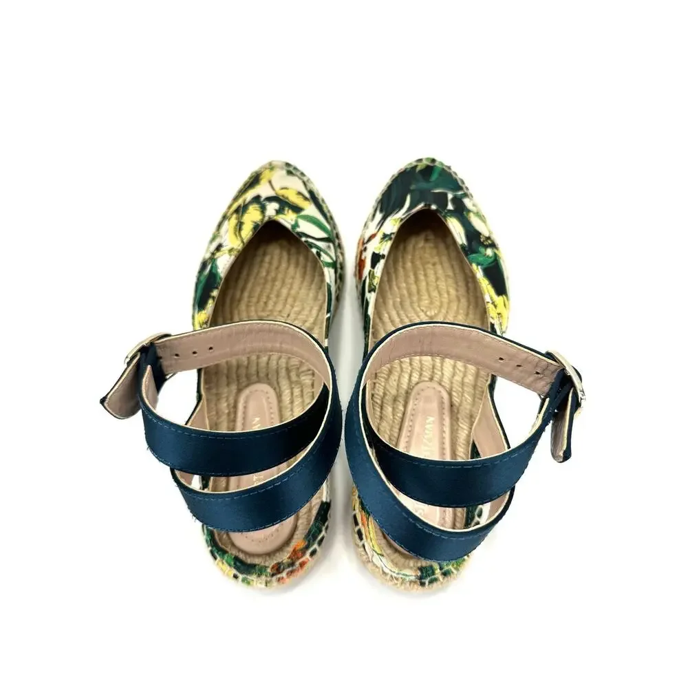 Stuart Weitzman 🕊️stuart weirzman